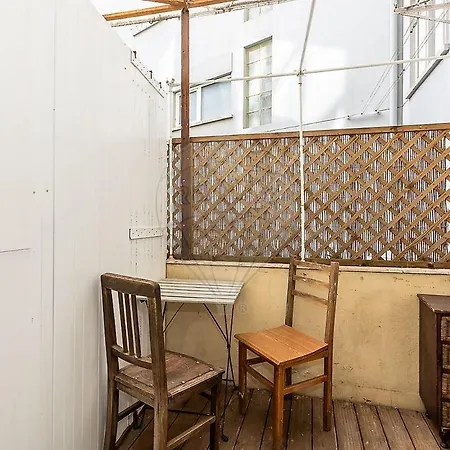 Apartment In Redondo